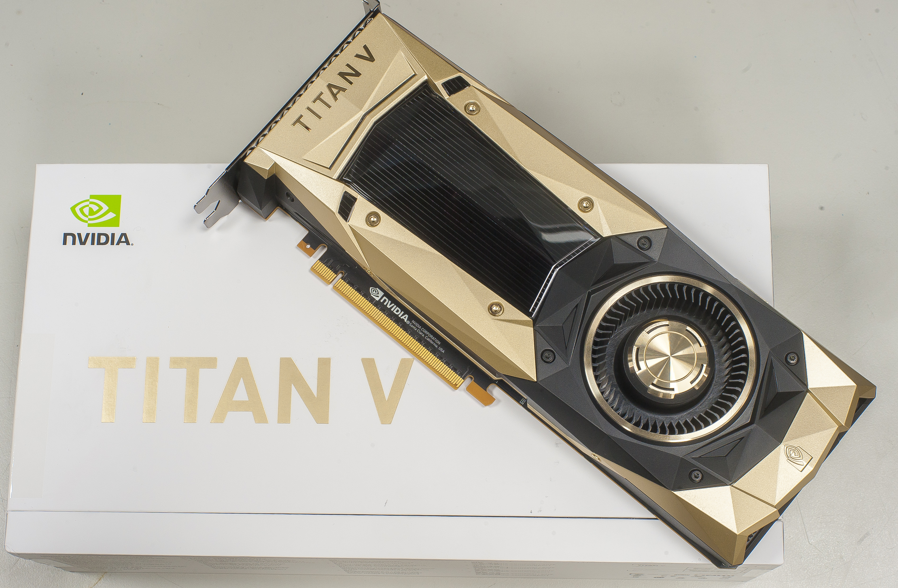 xDevs.com | Review of NVIDIA Titan V design and power benchmarks